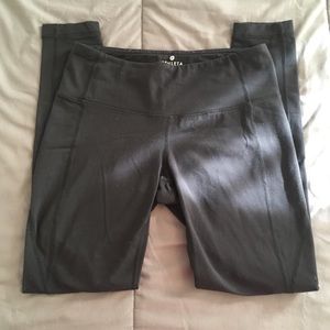 5️⃣/🔟 Athleta Black Leggings- SP